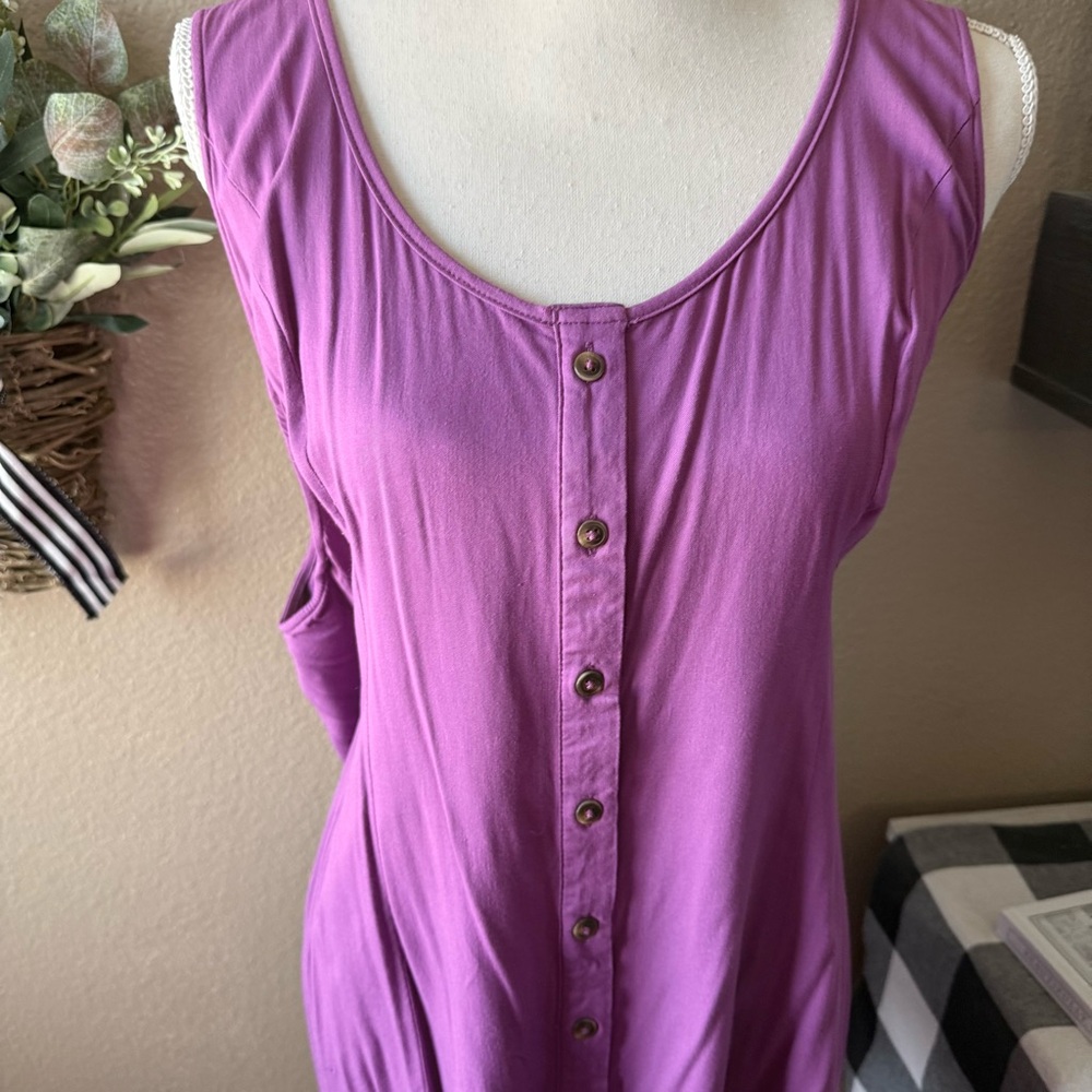 Torrid Woman’s Plus Purple Sleeveless Button-Down Top 4X - Picture 2 of 8
